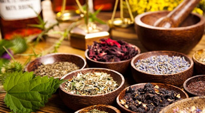 Mumbai Rains: Easy DIY home treatments to do away with stains from white pieces of apparel