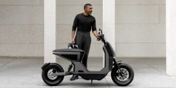 Why You Should Consider Getting Yourself a Mobility Scooter