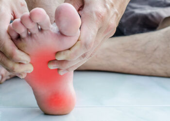 Sudden Stabbing Pain In Back Of Heel – What Causes It?